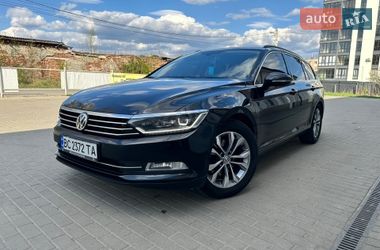 Универсал Volkswagen Passat 2015 в Яворове