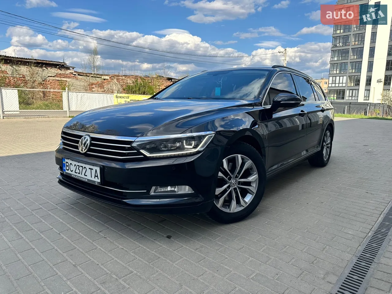 2016 Volkswagen Passat - мініатюра 40