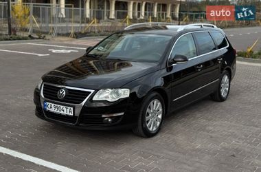 Универсал Volkswagen Passat 2010 в Киеве