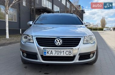 Универсал Volkswagen Passat 2009 в Киеве