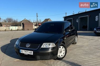 Седан Volkswagen Passat 2002 в Богодухове