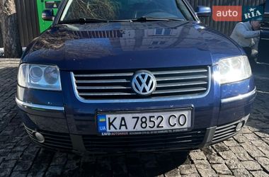 Седан Volkswagen Passat 2001 в Киеве