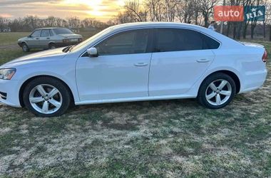 Седан Volkswagen Passat 2013 в Новоукраинке