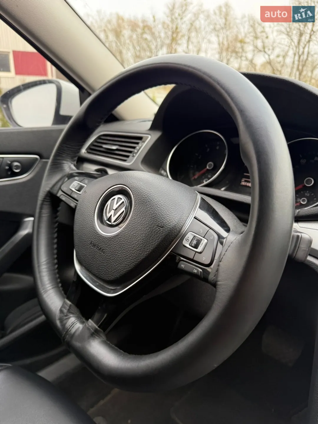 2015 Volkswagen Passat - мініатюра 13
