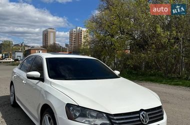 Седан Volkswagen Passat 2013 в Харкові