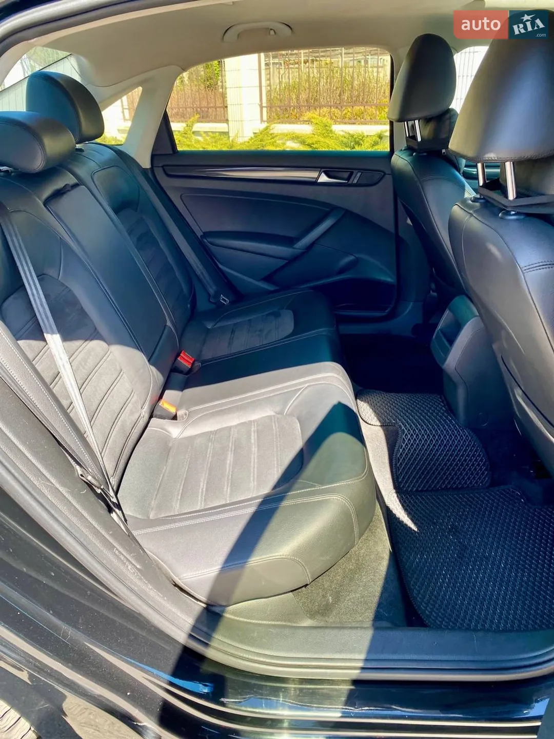 2011 Volkswagen Passat - мініатюра 27