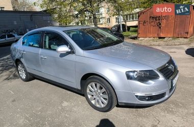 Седан Volkswagen Passat 2007 в Києві