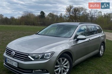 Универсал Volkswagen Passat 2014 в Бердичеве