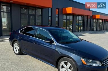 Седан Volkswagen Passat 2015 в Тернополе