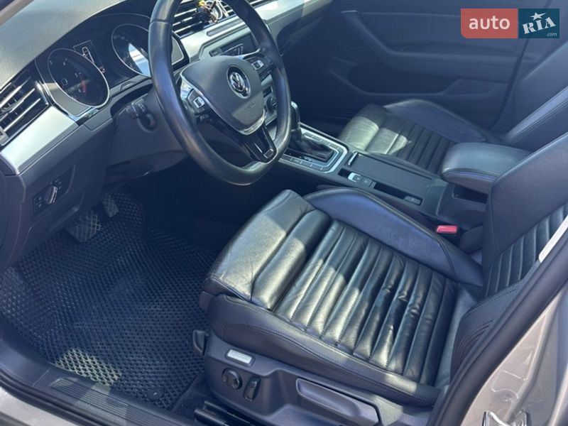Универсал Volkswagen Passat 2015 в Судовой Вишне