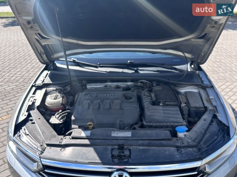 Универсал Volkswagen Passat 2015 в Судовой Вишне