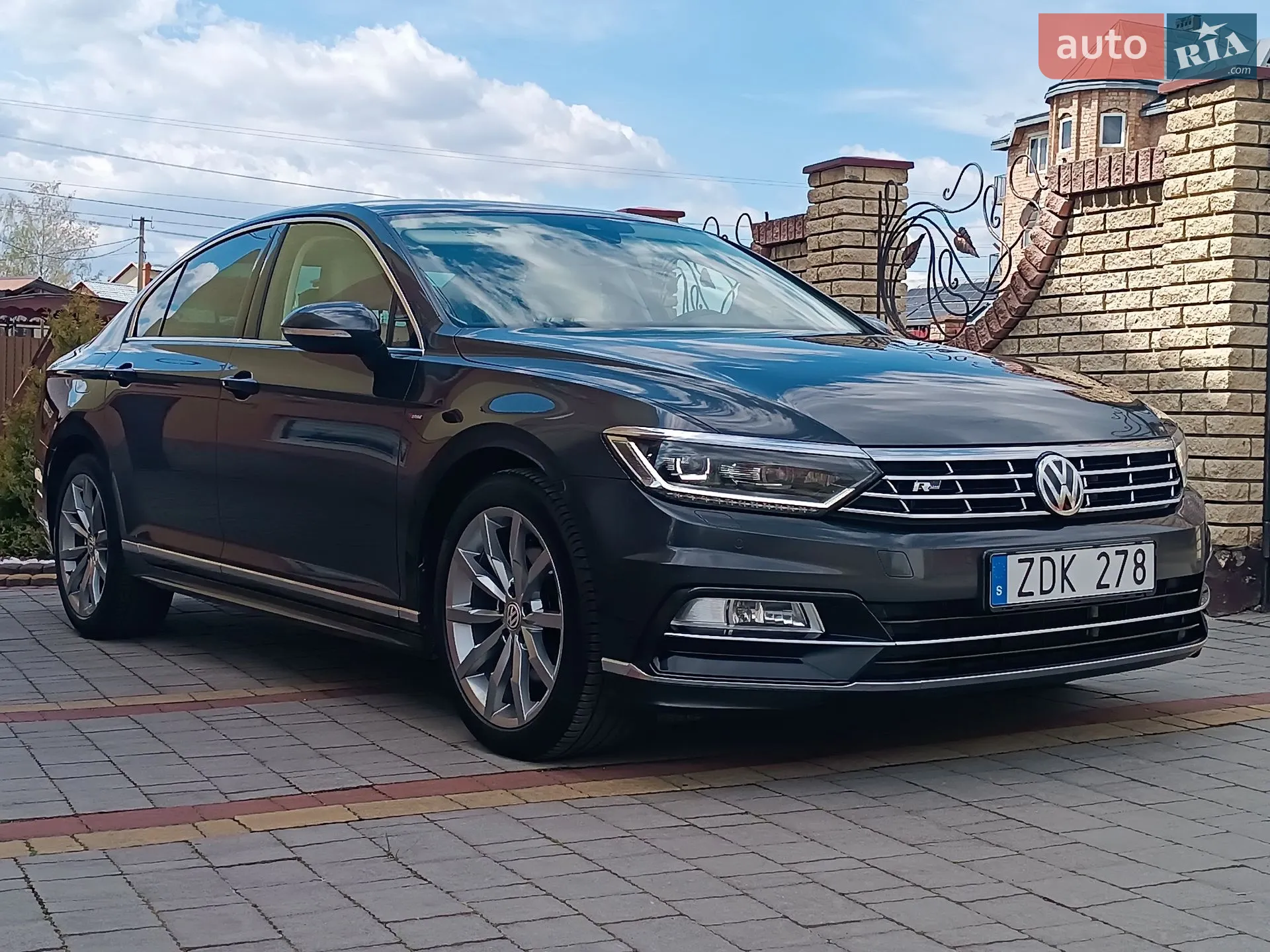 2018 Volkswagen Passat - мініатюра 13