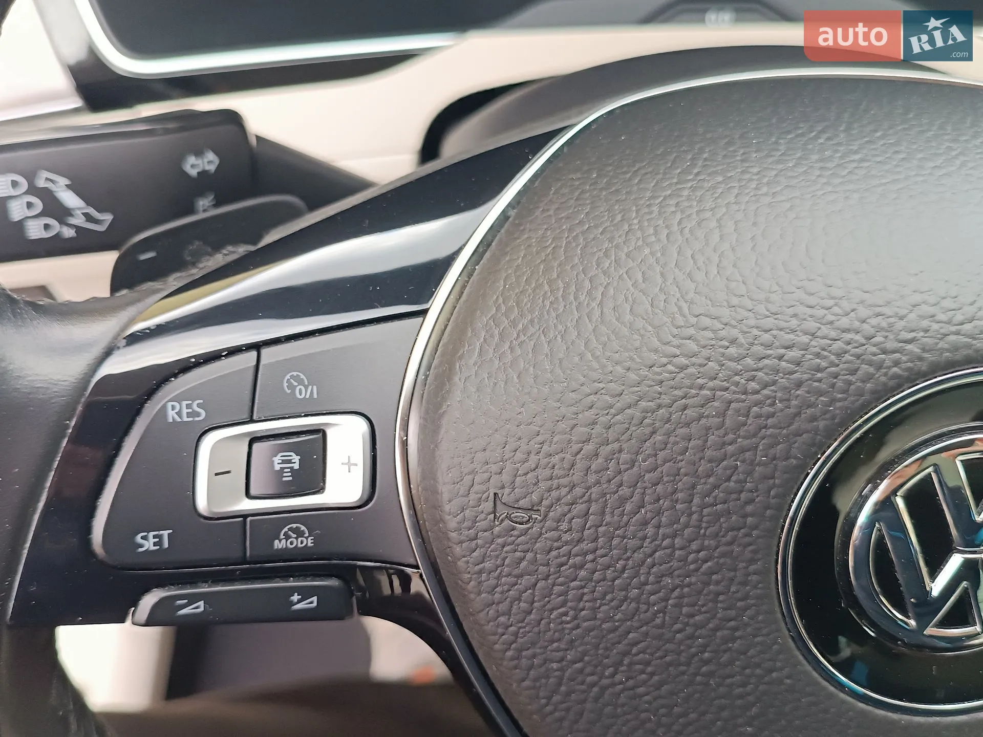 2018 Volkswagen Passat - мініатюра 42