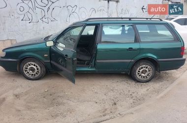 Универсал Volkswagen Passat 1996 в Ирпене