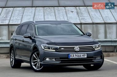 Универсал Volkswagen Passat 2017 в Киеве