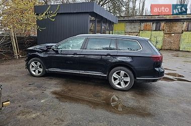 Універсал Volkswagen Passat 2019 в Києві