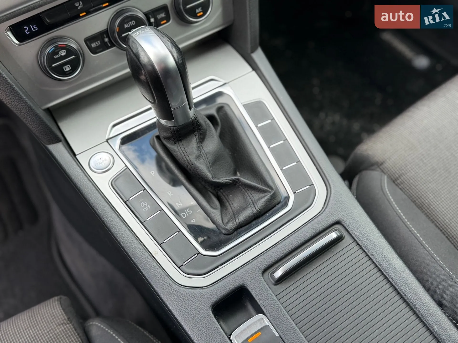 2014 Volkswagen Passat - мініатюра 16