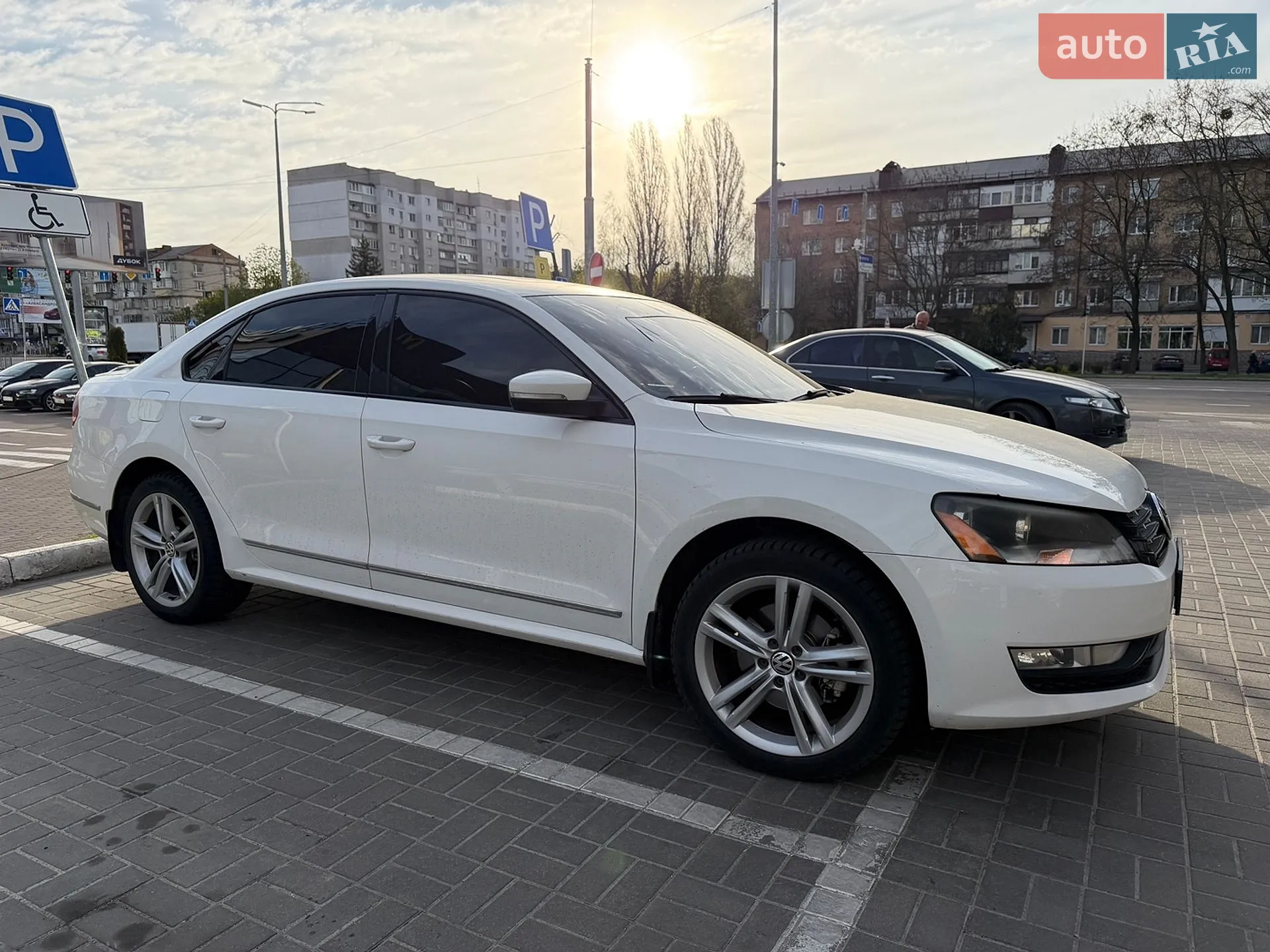 2014 Volkswagen Passat - мініатюра 3