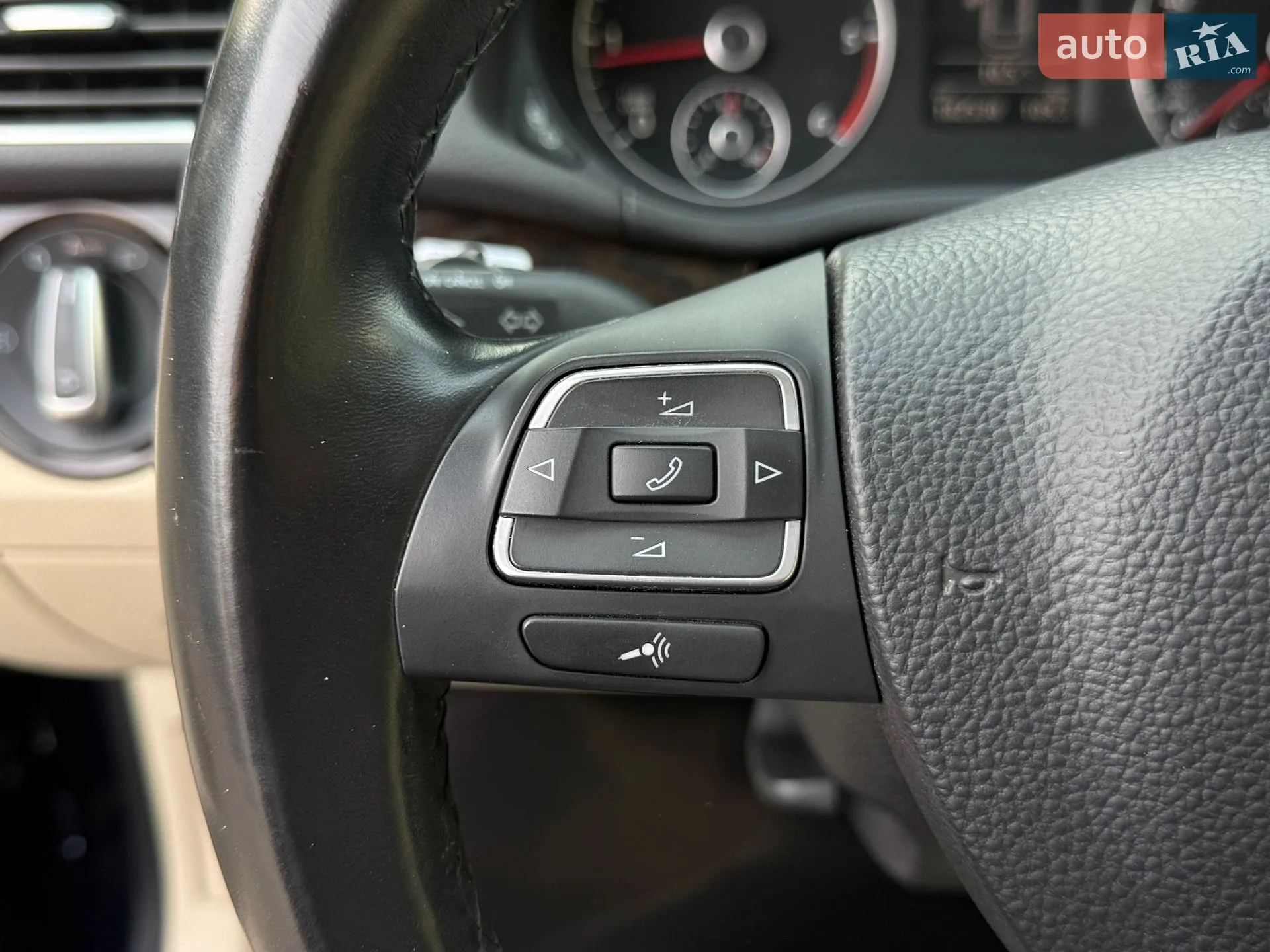 2014 Volkswagen Passat - мініатюра 52