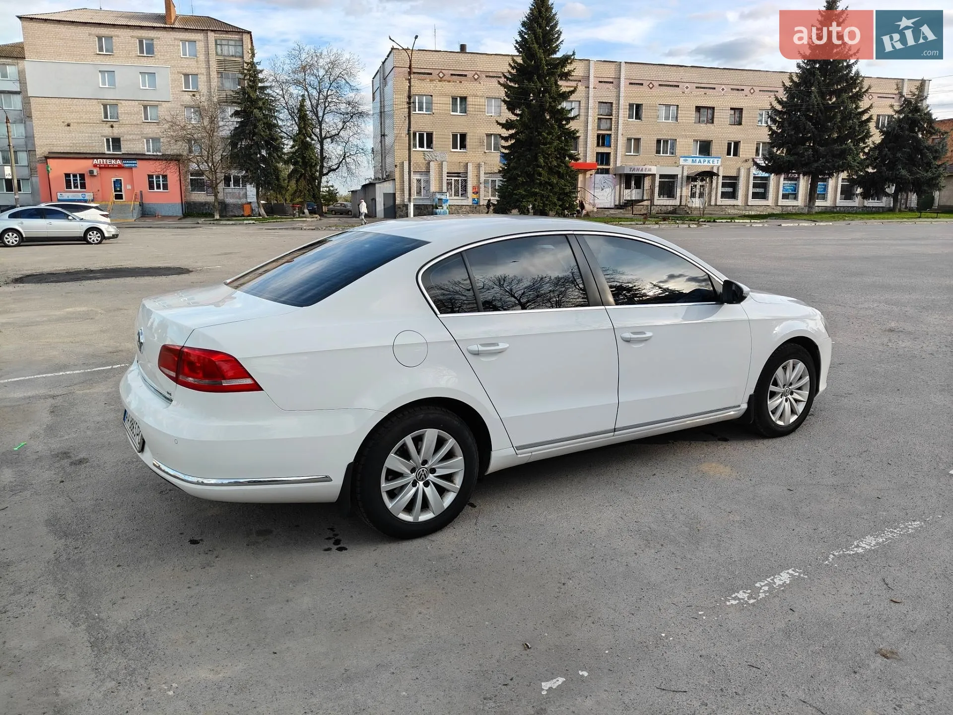 2013 Volkswagen Passat - мініатюра 8
