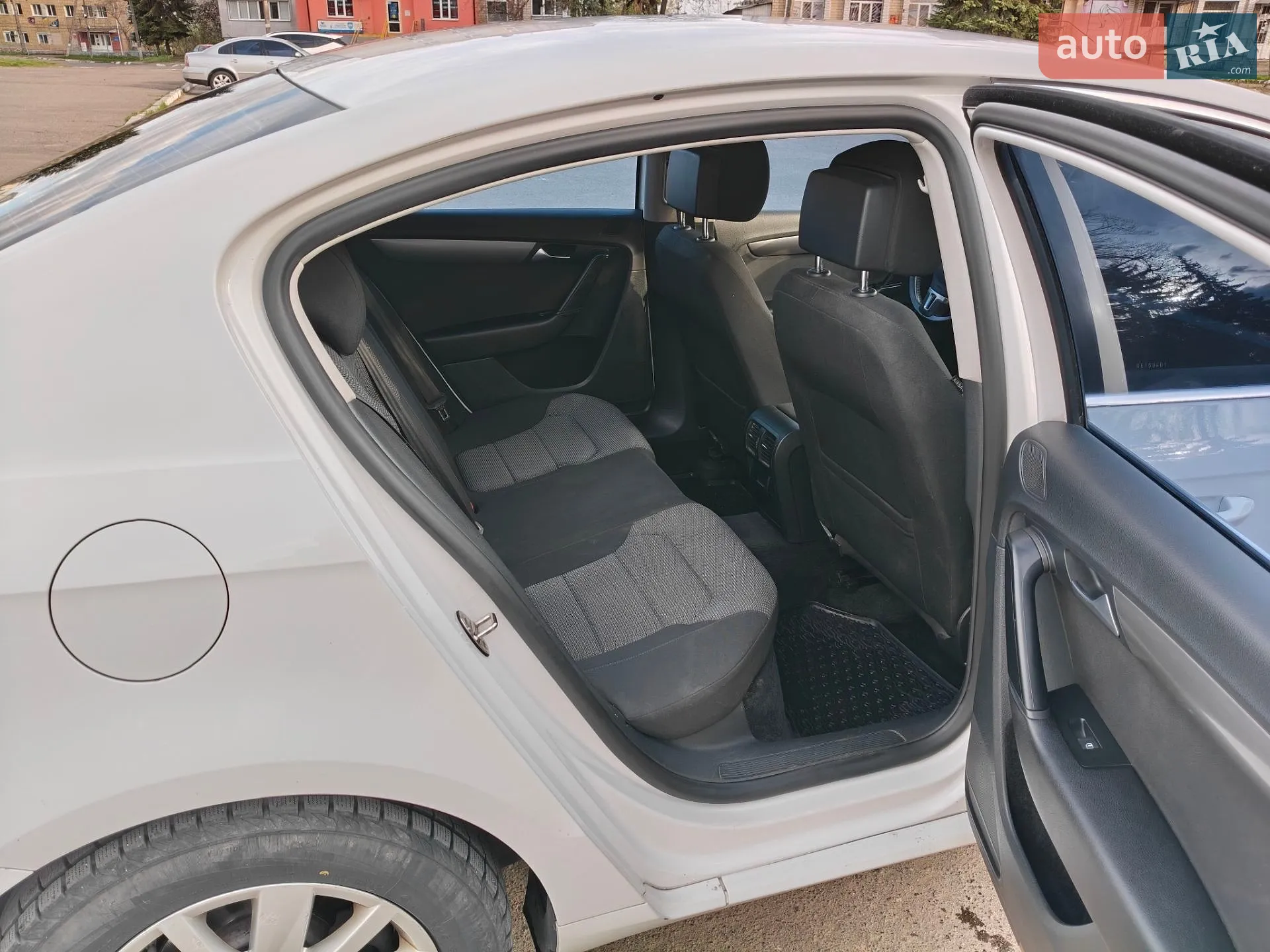 2013 Volkswagen Passat - мініатюра 15