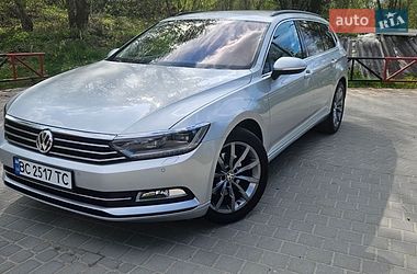 Универсал Volkswagen Passat 2019 в Львове