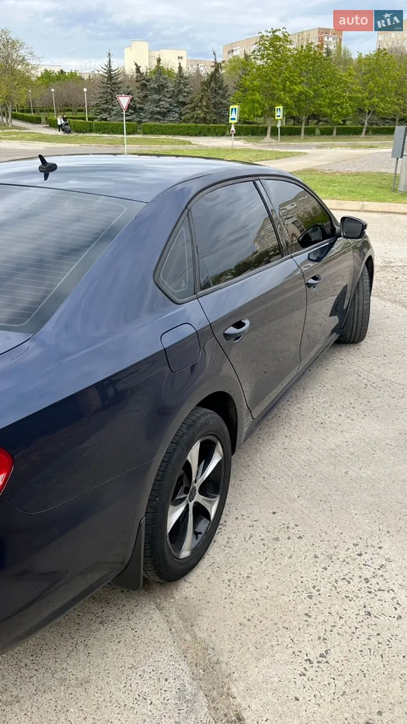 2013 Volkswagen Passat - мініатюра 3