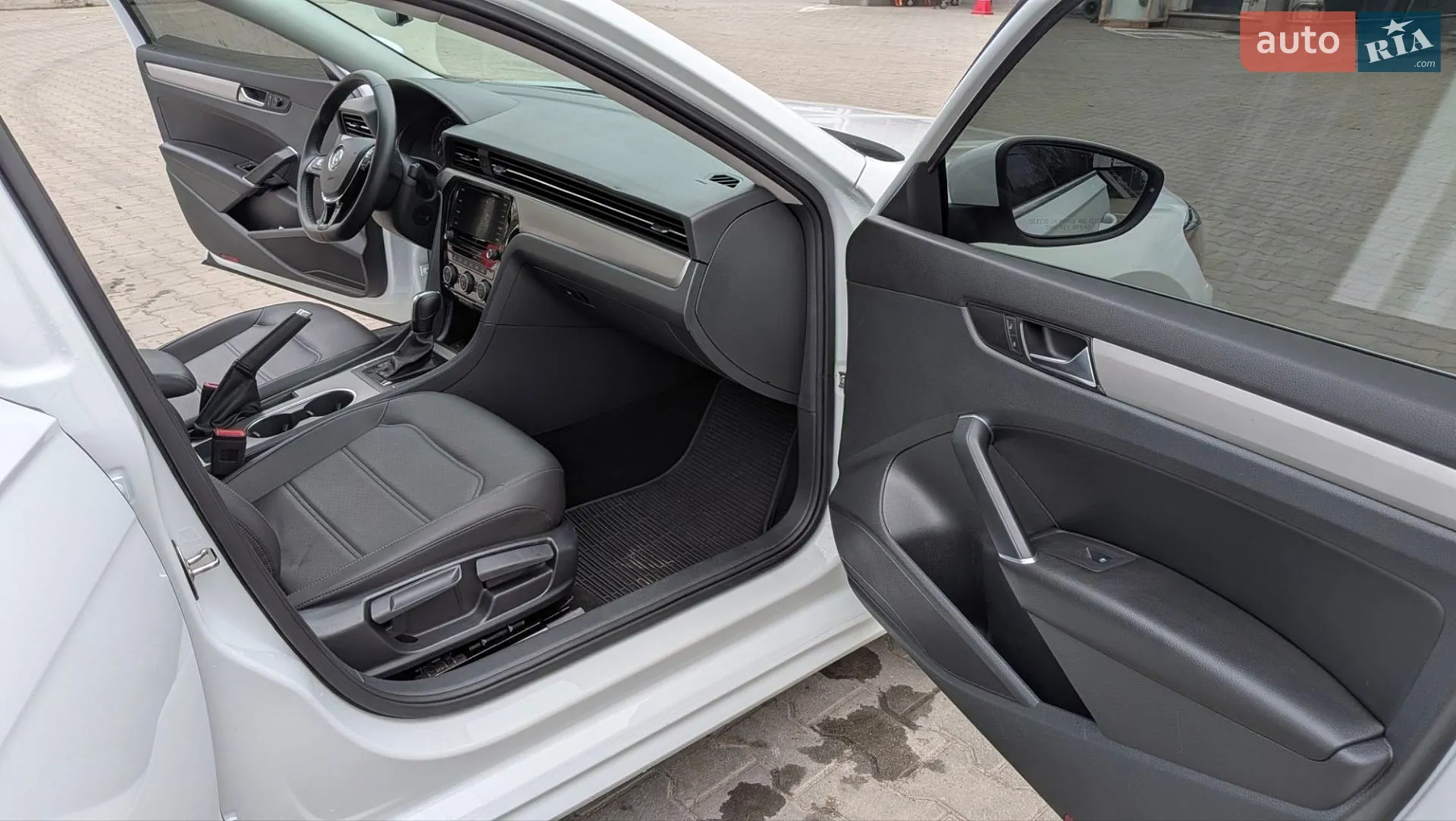 2021 Volkswagen Passat - мініатюра 13