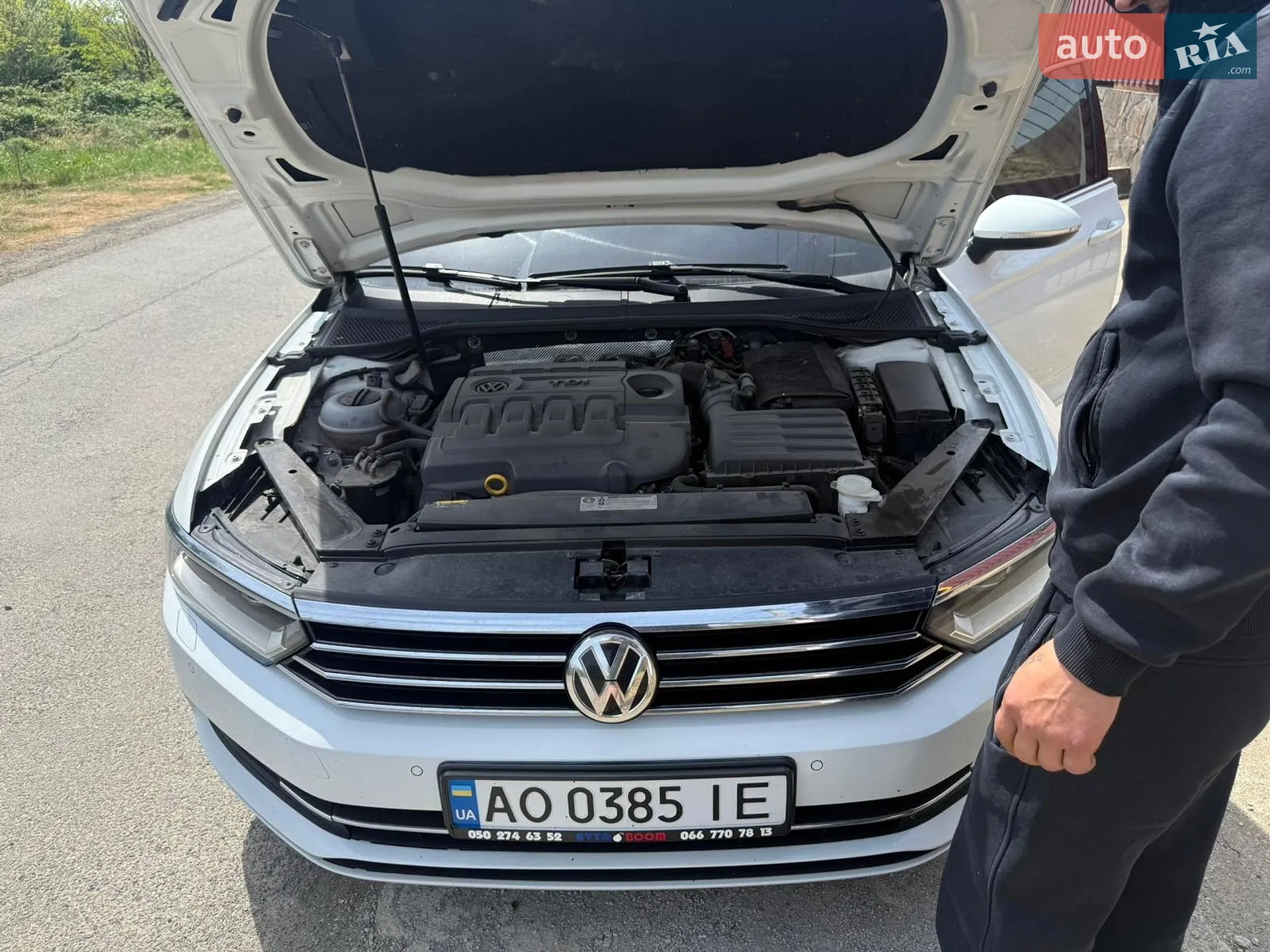2017 Volkswagen Passat - мініатюра 2