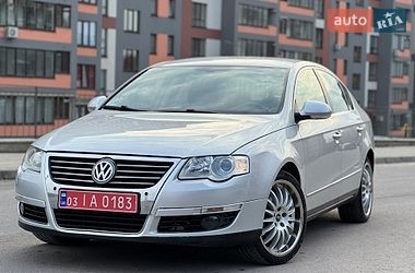 Седан Volkswagen Passat 2006 в Тернополі