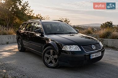 Универсал Volkswagen Passat 2004 в Львове