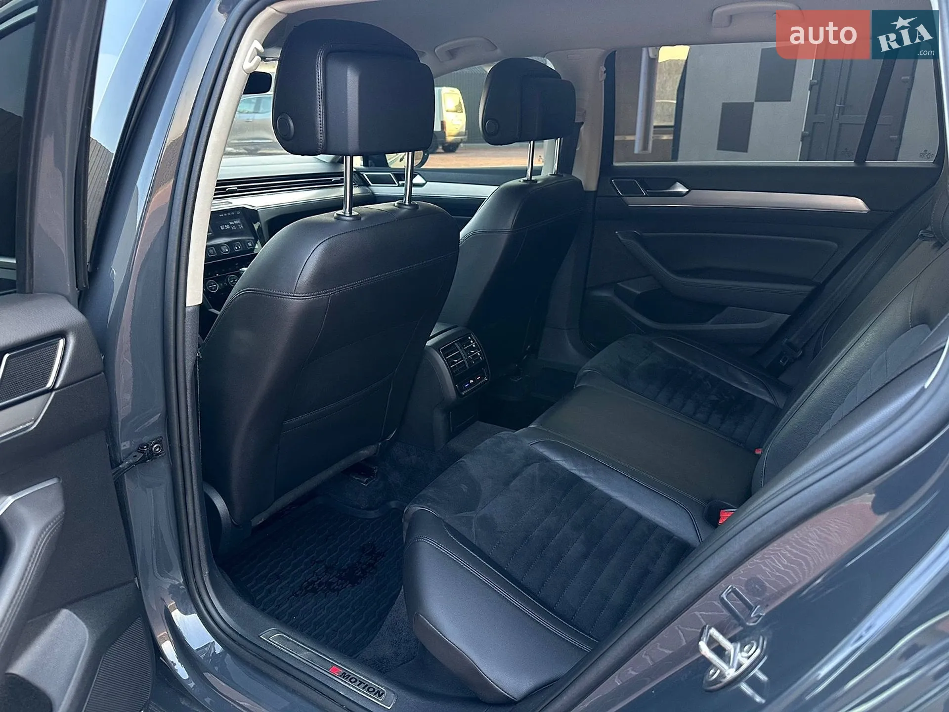 2016 Volkswagen Passat - мініатюра 28