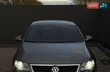 Седан Volkswagen Passat 2005 в Киеве
