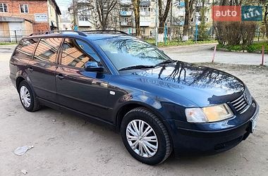 Універсал Volkswagen Passat 1998 в Надвірній