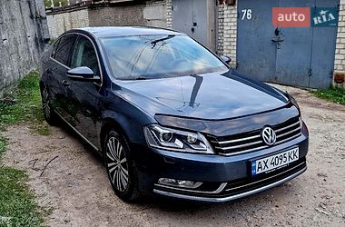 Седан Volkswagen Passat 2013 в Песочине