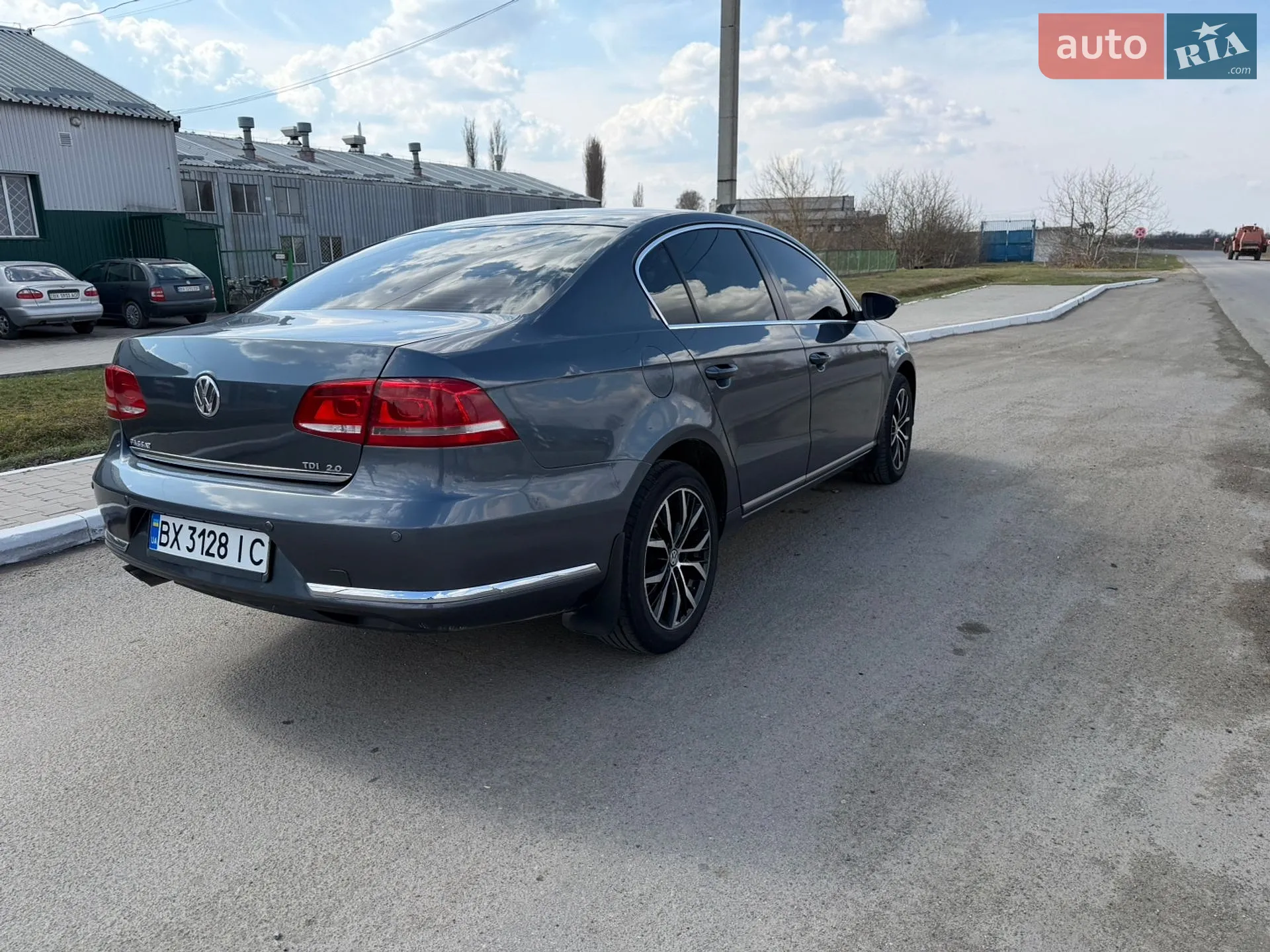 2011 Volkswagen Passat - мініатюра 9