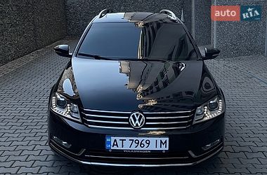Универсал Volkswagen Passat 2011 в Ивано-Франковске