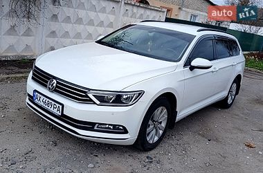 Универсал Volkswagen Passat 2015 в Краснограде