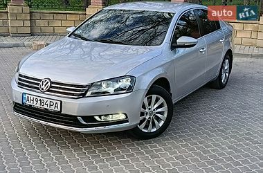 Седан Volkswagen Passat 2011 в Одессе