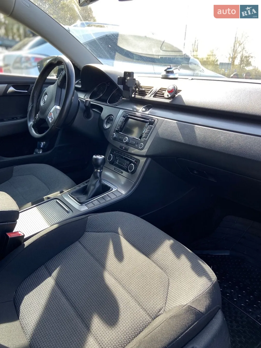 Volkswagen Passat 2011 VIN WVWZZZ3CZCE044349 фото оголошення 7 з 10