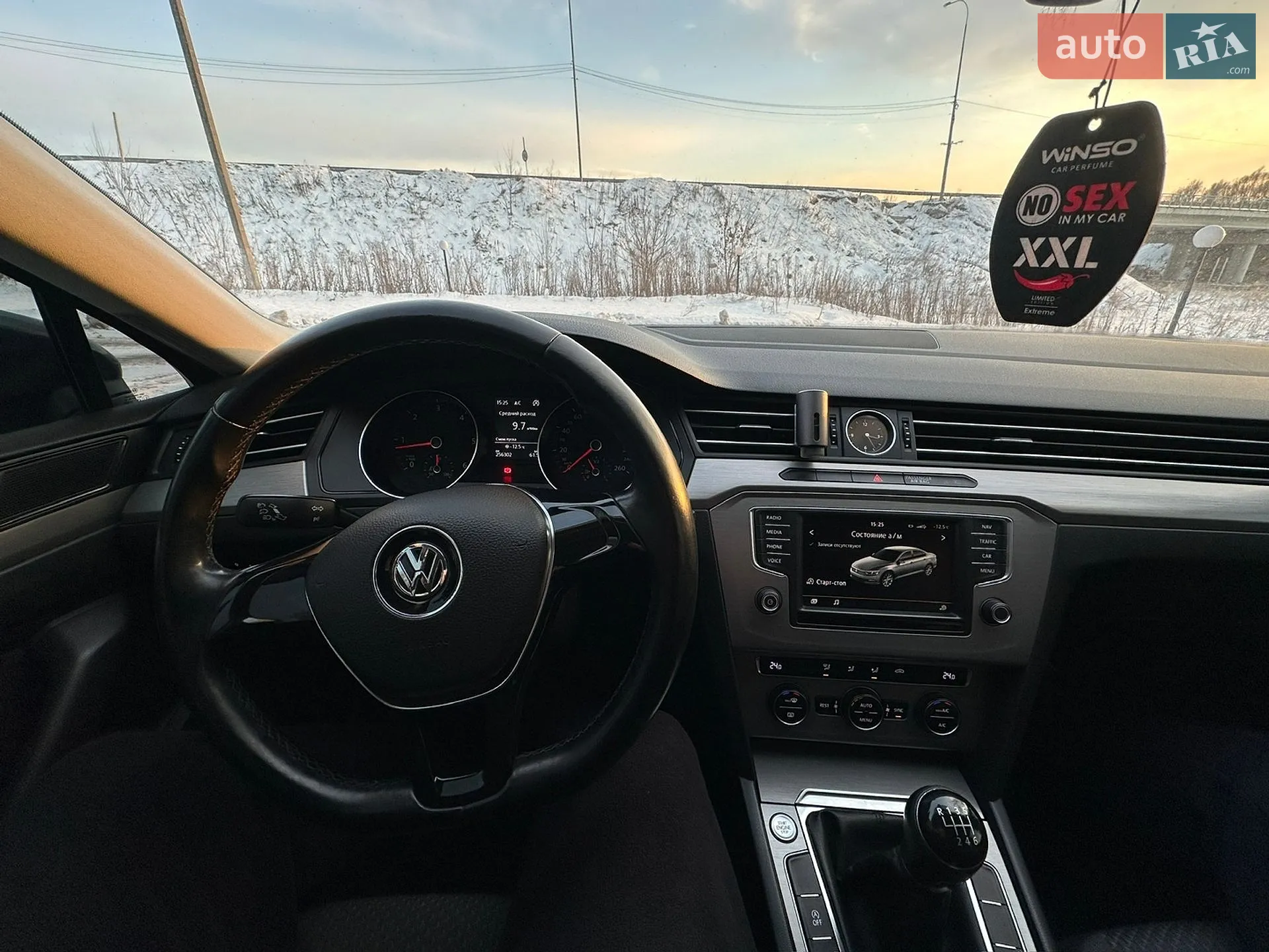 2015 Volkswagen Passat - мініатюра 11