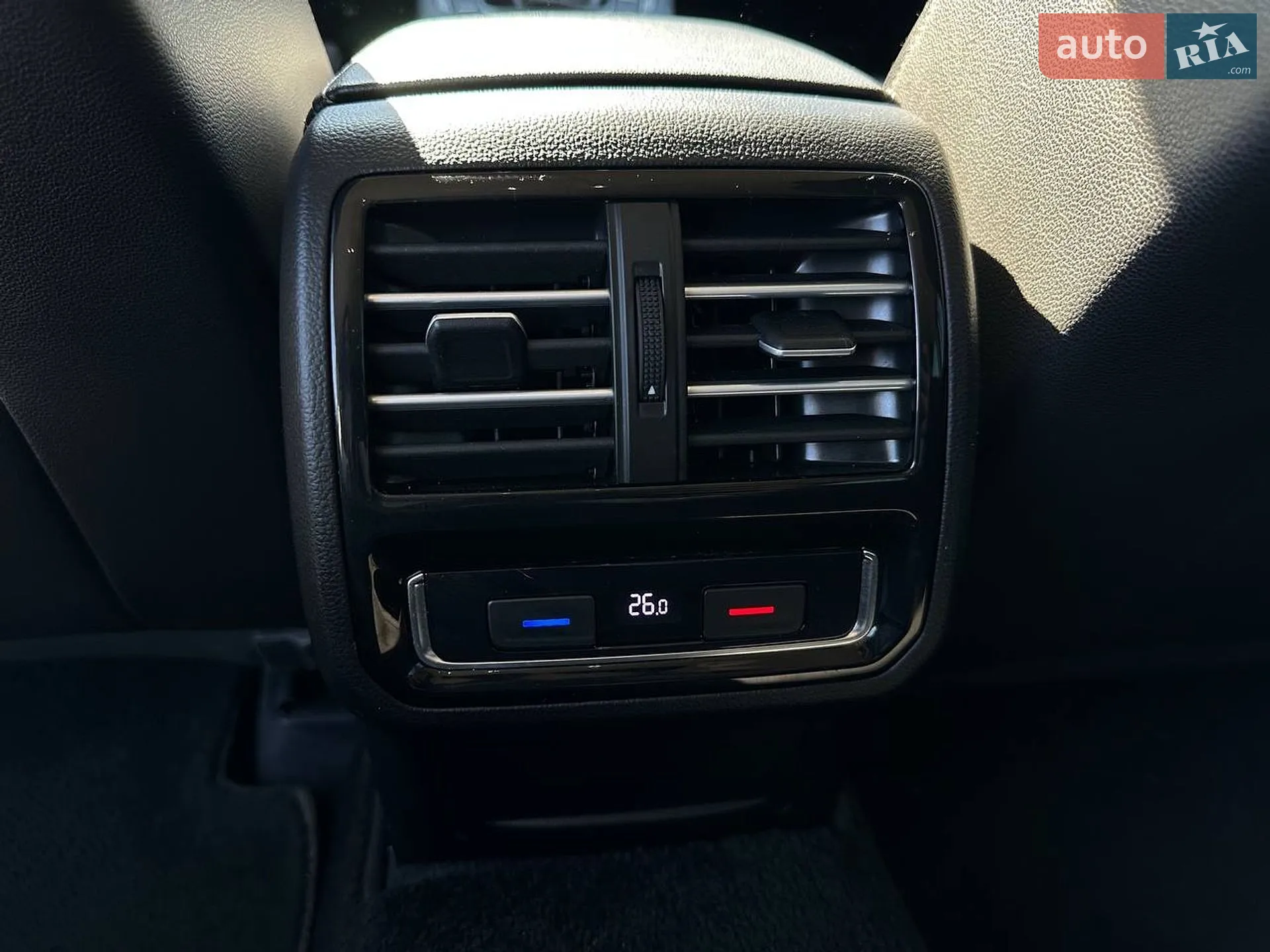 2016 Volkswagen Passat - мініатюра 21