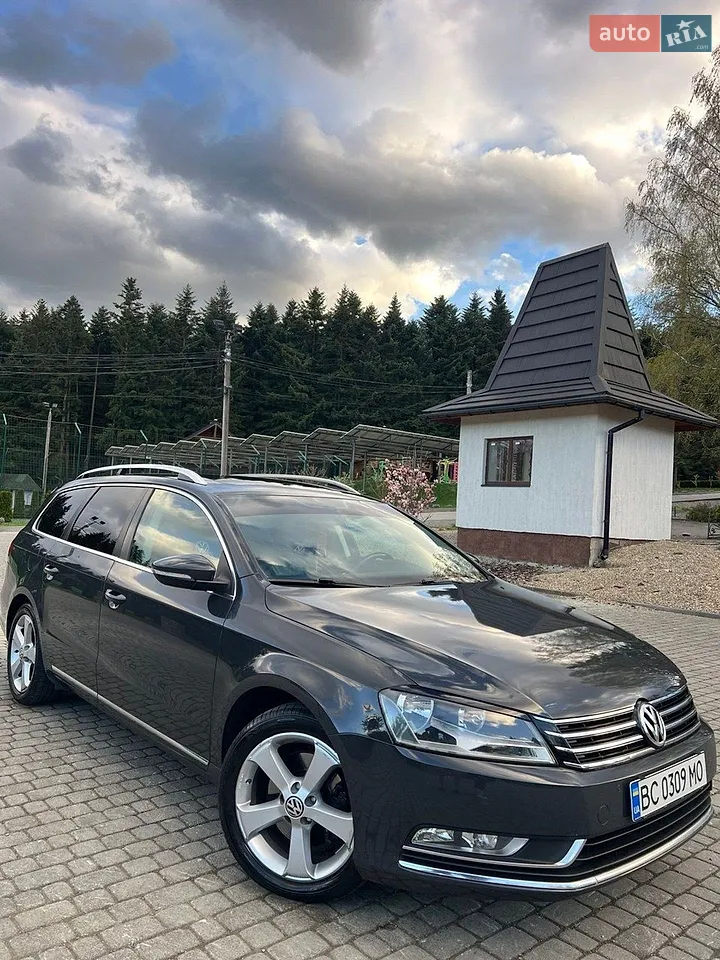 2010 Volkswagen Passat - мініатюра 28
