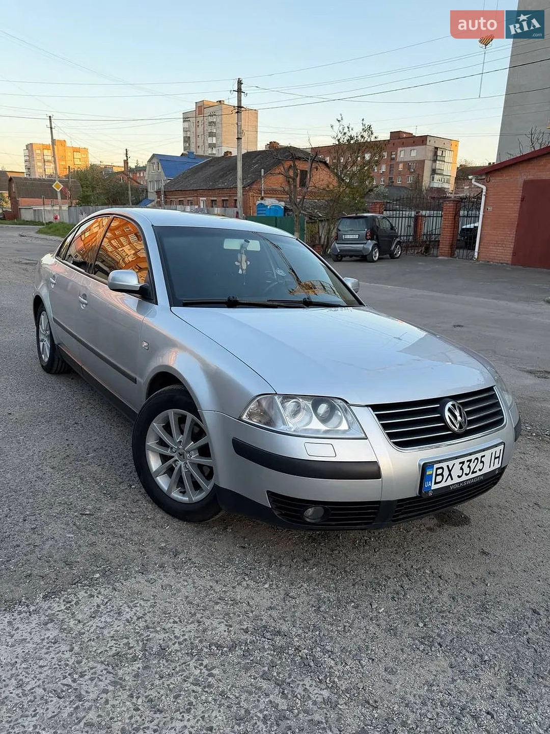 Volkswagen Passat 2003 VIN WVWZZZ3BZ3P354741 фото оголошення 2 з 39