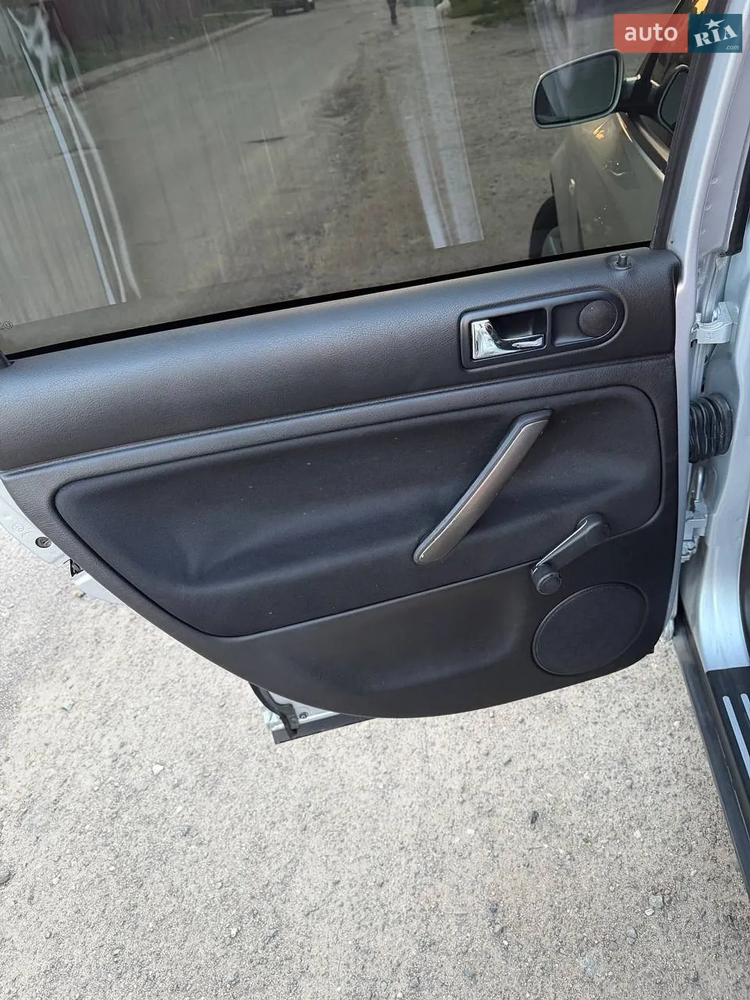 Volkswagen Passat 2003 VIN WVWZZZ3BZ3P354741 фото оголошення 35 з 39