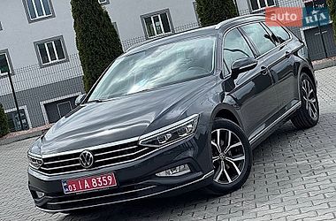 Универсал Volkswagen Passat 2021 в Виннице