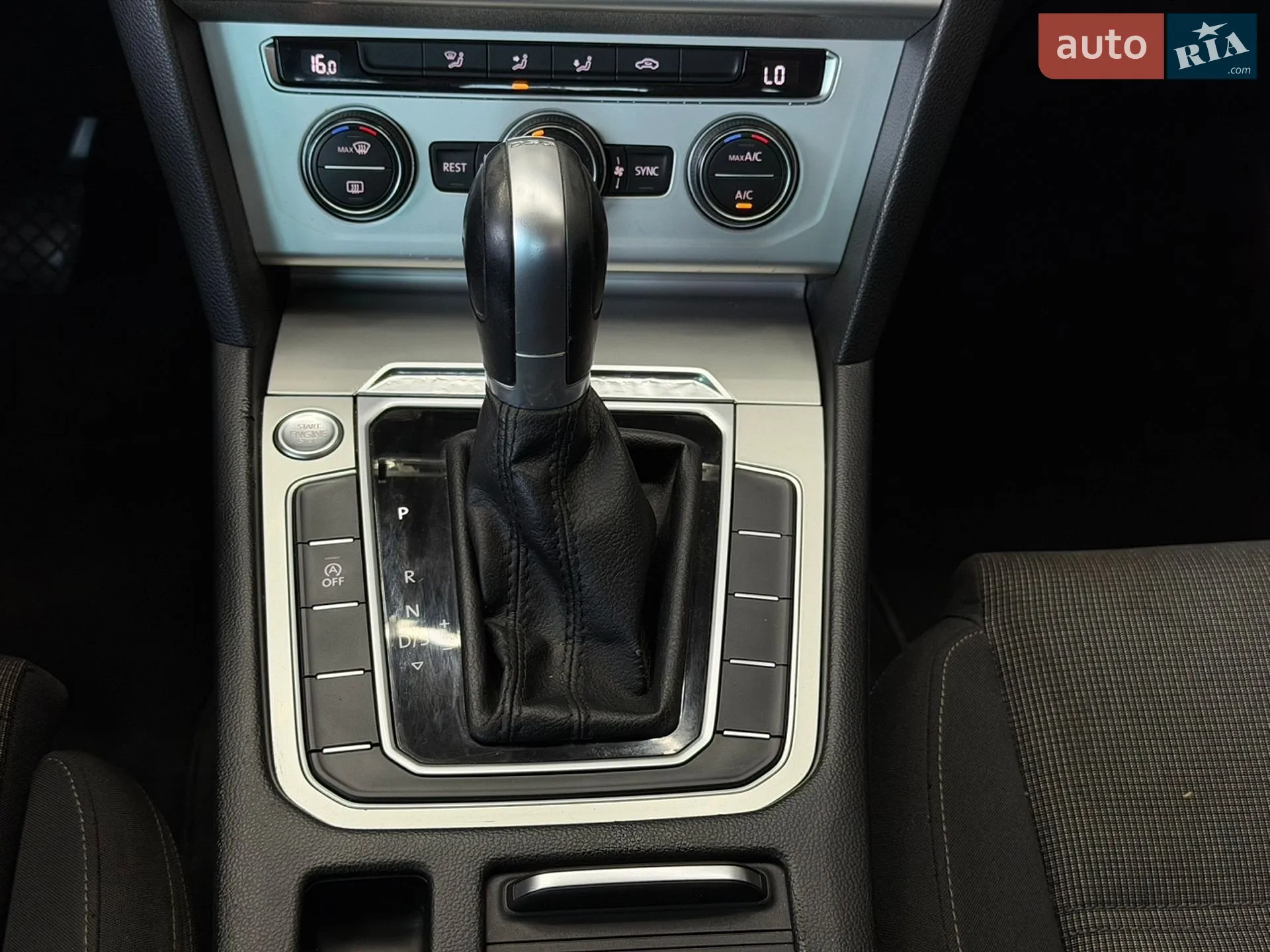 2016 Volkswagen Passat - мініатюра 26