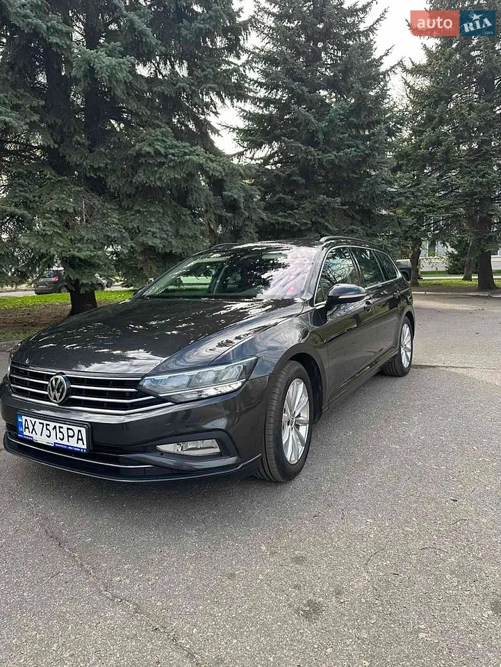 2020 Volkswagen Passat - мініатюра 9