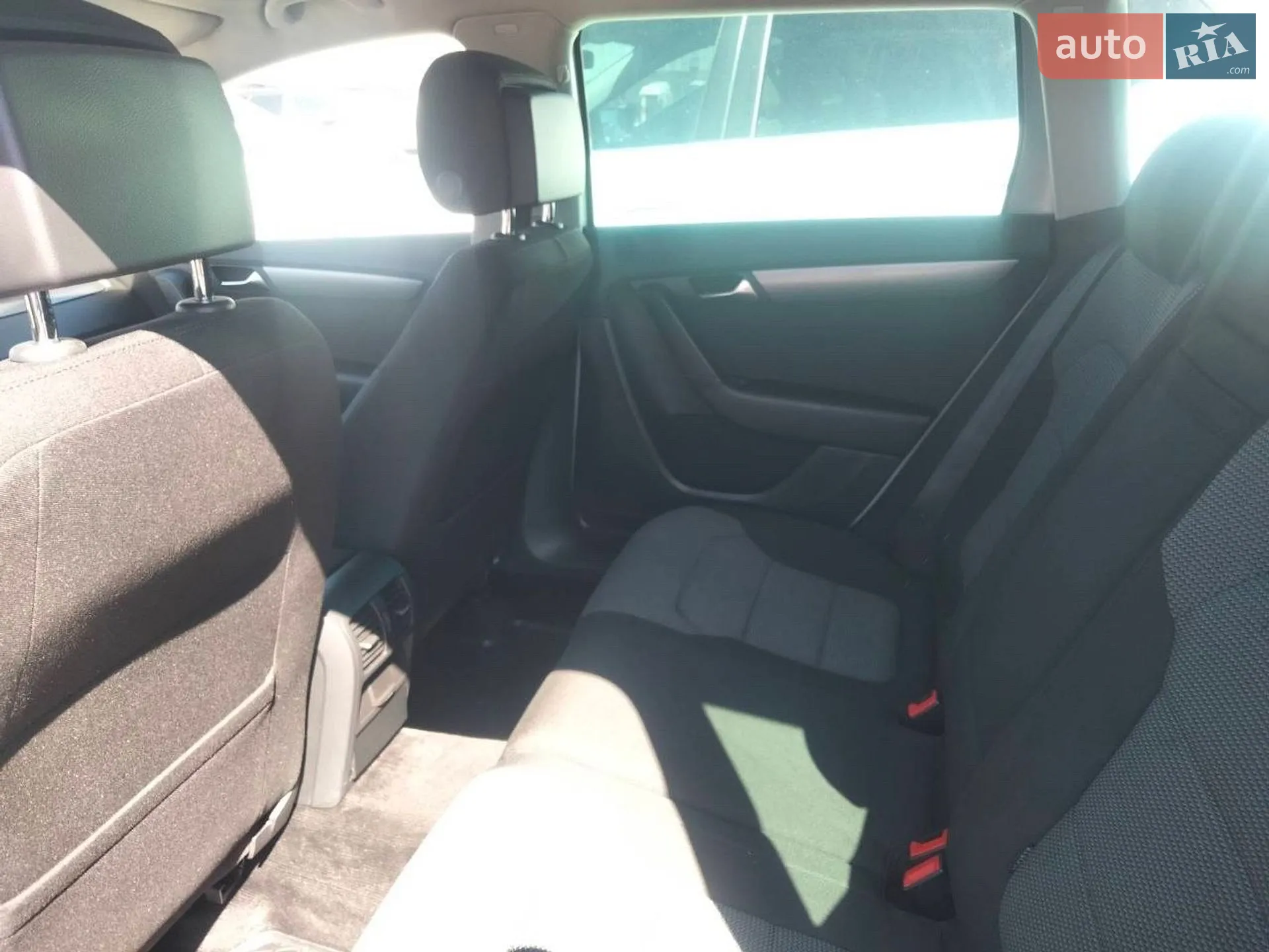 Volkswagen Passat 2012 VIN WVWZZZ3CZCE171563 фото оголошення 4 з 6