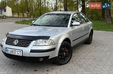 Седан Volkswagen Passat 2001 в Черновцах